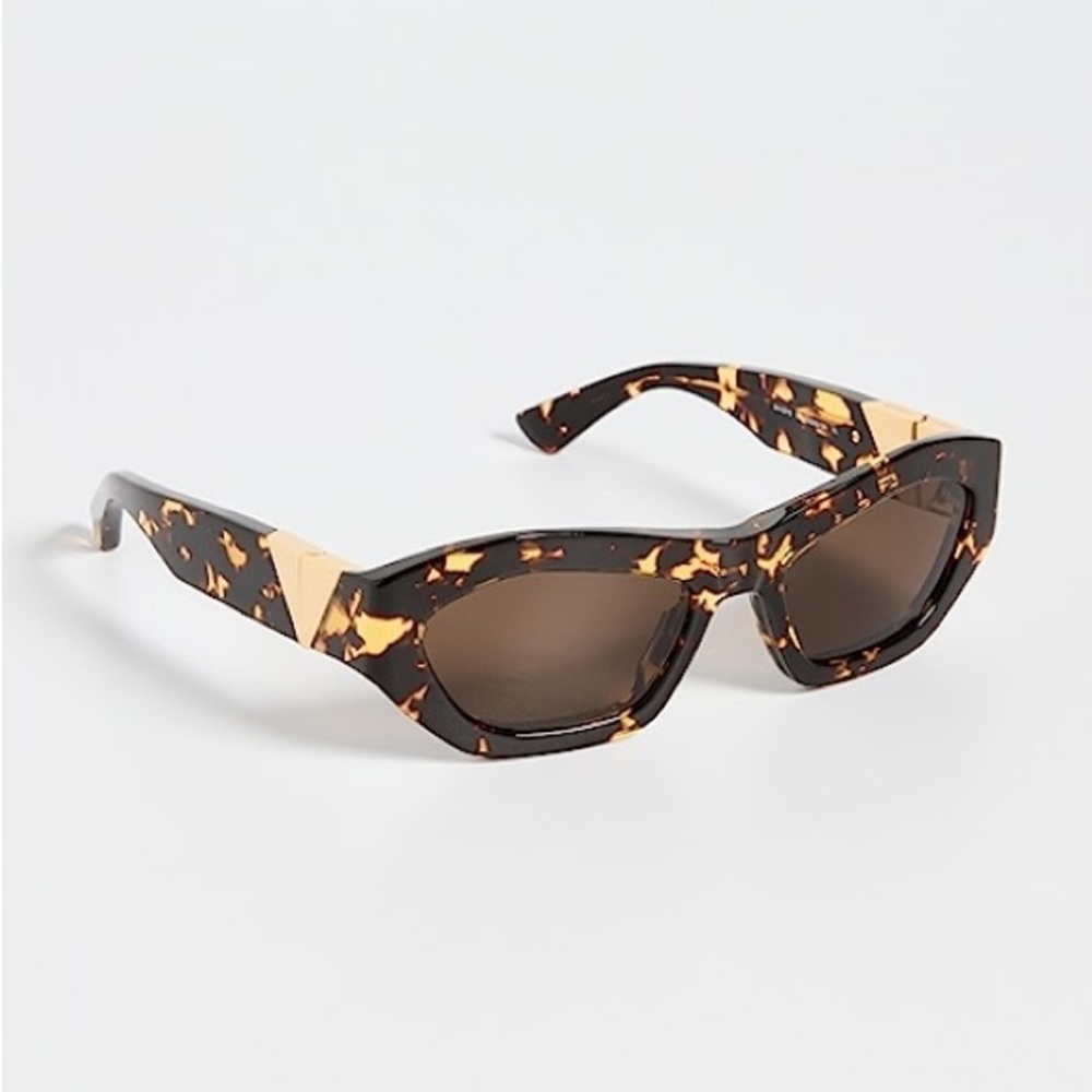 Bottega Veneta New Triangle Acetate Sunglasses in Havana Brown